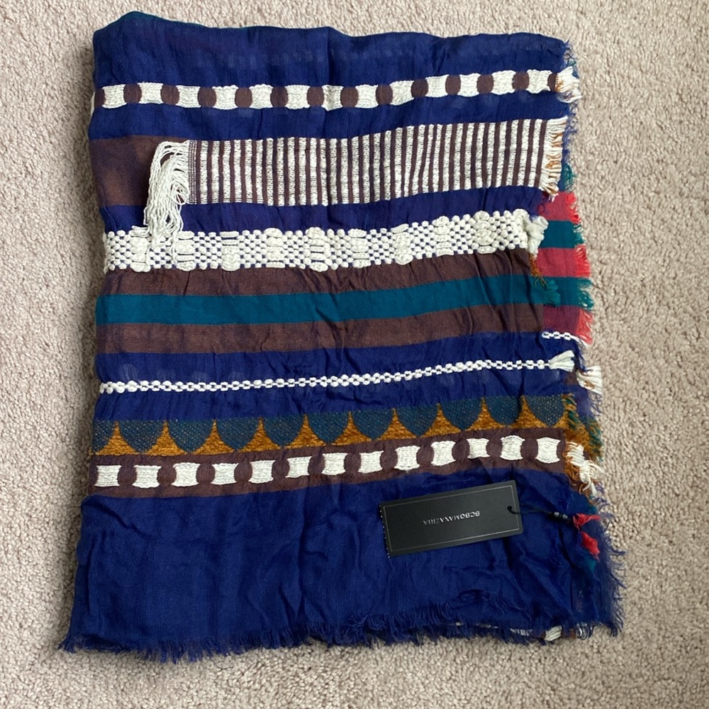 NWT BCBGeneration Woven Macrame Wrap